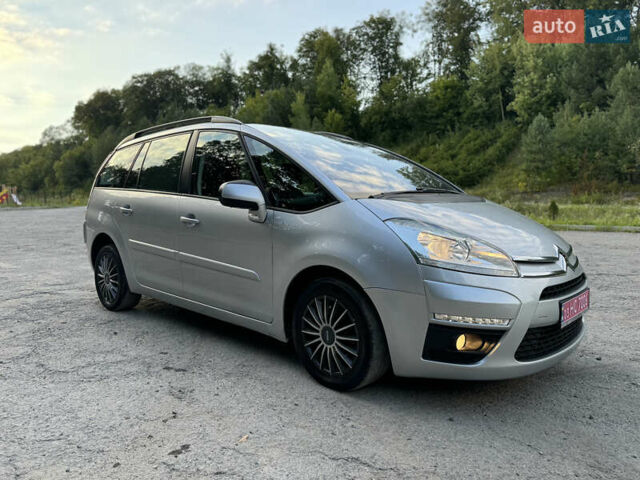 Сірий Сітроен Гранд С4 Пікассо, об'ємом двигуна 1.6 л та пробігом 230 тис. км за 8100 $, фото 2 на Automoto.ua