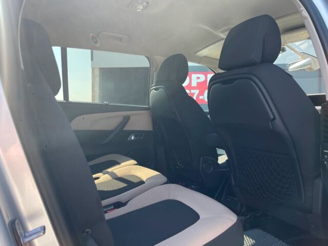 Серый Ситроен Гранд С4 Пикассо, объемом двигателя 2 л и пробегом 192 тыс. км за 10390 $, фото 18 на Automoto.ua