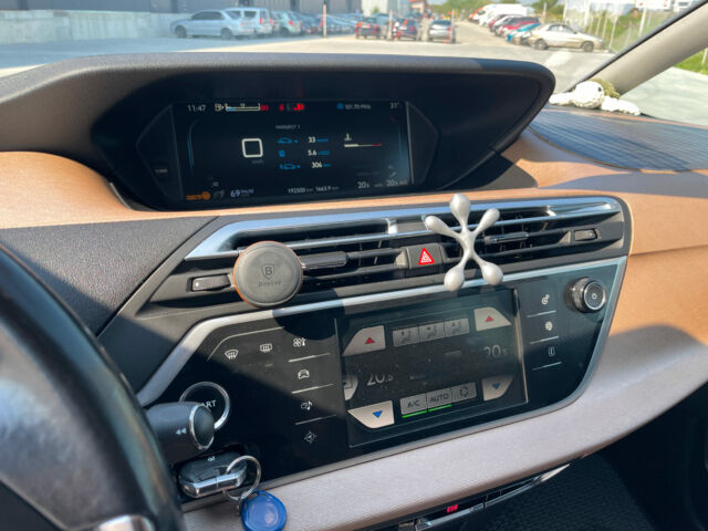 Серый Ситроен Гранд С4 Пикассо, объемом двигателя 2 л и пробегом 192 тыс. км за 10390 $, фото 22 на Automoto.ua