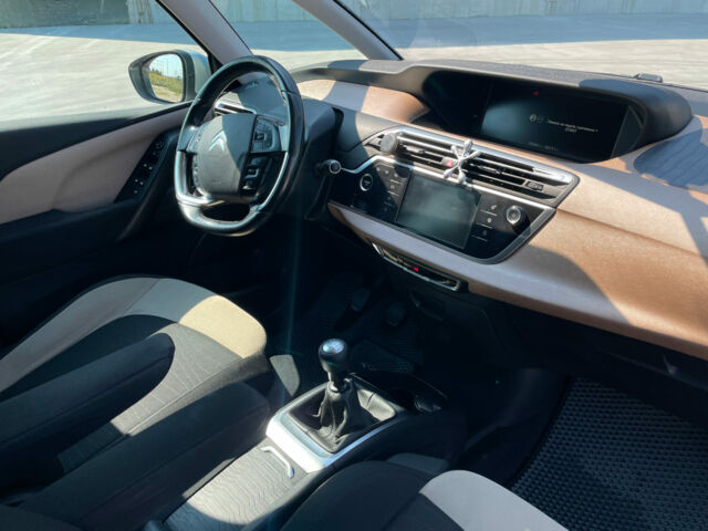 Серый Ситроен Гранд С4 Пикассо, объемом двигателя 2 л и пробегом 192 тыс. км за 10390 $, фото 20 на Automoto.ua