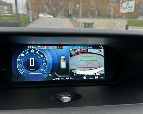 Сірий Сітроен Гранд С4 Пікассо, об'ємом двигуна 2 л та пробігом 235 тис. км за 10950 $, фото 37 на Automoto.ua