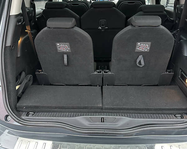 Серый Ситроен Гранд С4 Пикассо, объемом двигателя 2 л и пробегом 233 тыс. км за 11250 $, фото 34 на Automoto.ua