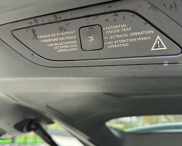 Сірий Сітроен Гранд С4 Пікассо, об'ємом двигуна 2 л та пробігом 235 тис. км за 10950 $, фото 30 на Automoto.ua