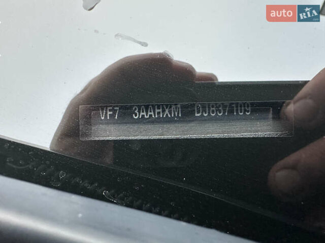 Сірий Сітроен Гранд С4 Пікассо, об'ємом двигуна 2 л та пробігом 235 тис. км за 10950 $, фото 45 на Automoto.ua