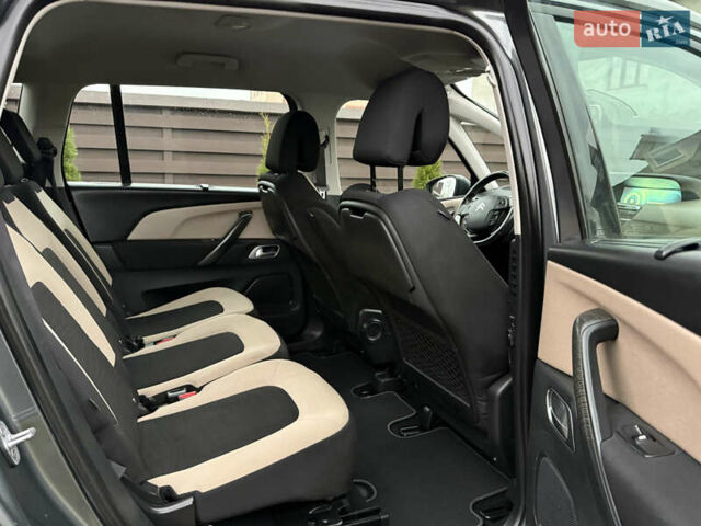 Серый Ситроен Гранд С4 Пикассо, объемом двигателя 1.6 л и пробегом 146 тыс. км за 8600 $, фото 35 на Automoto.ua