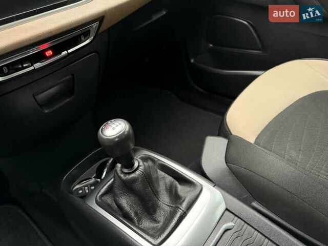 Серый Ситроен Гранд С4 Пикассо, объемом двигателя 1.6 л и пробегом 146 тыс. км за 8600 $, фото 19 на Automoto.ua