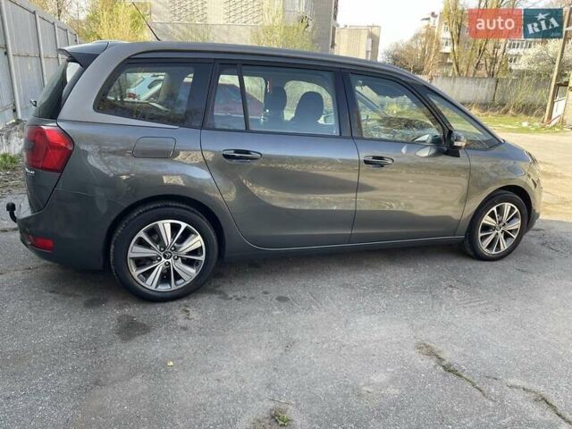 Сірий Сітроен Гранд С4 Пікассо, об'ємом двигуна 2 л та пробігом 208 тис. км за 12999 $, фото 23 на Automoto.ua