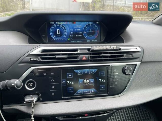 Сірий Сітроен Гранд С4 Пікассо, об'ємом двигуна 2 л та пробігом 208 тис. км за 12999 $, фото 11 на Automoto.ua