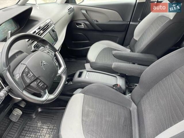 Сірий Сітроен Гранд С4 Пікассо, об'ємом двигуна 2 л та пробігом 208 тис. км за 12999 $, фото 15 на Automoto.ua