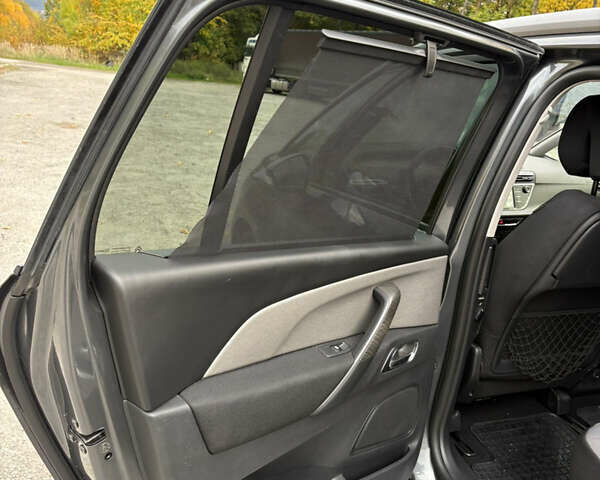 Серый Ситроен Гранд С4 Пикассо, объемом двигателя 1.6 л и пробегом 238 тыс. км за 10650 $, фото 45 на Automoto.ua