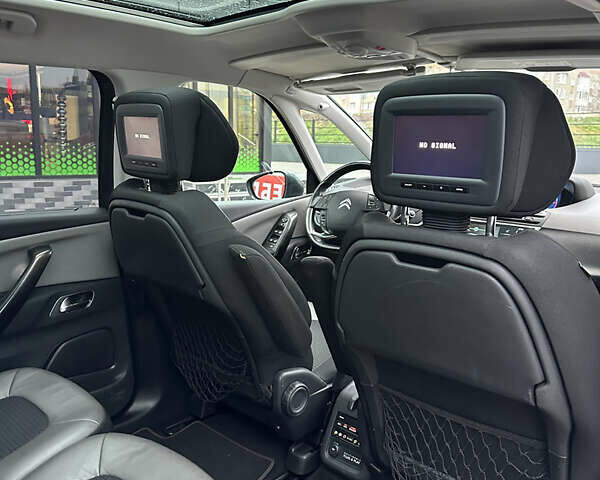 Сірий Сітроен Гранд С4 Пікассо, об'ємом двигуна 2 л та пробігом 235 тис. км за 10950 $, фото 27 на Automoto.ua