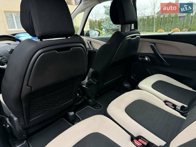 Серый Ситроен Гранд С4 Пикассо, объемом двигателя 1.6 л и пробегом 146 тыс. км за 8600 $, фото 24 на Automoto.ua