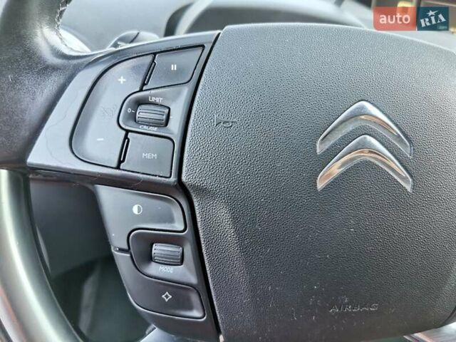 Серый Ситроен Гранд С4 Пикассо, объемом двигателя 2 л и пробегом 207 тыс. км за 12400 $, фото 26 на Automoto.ua