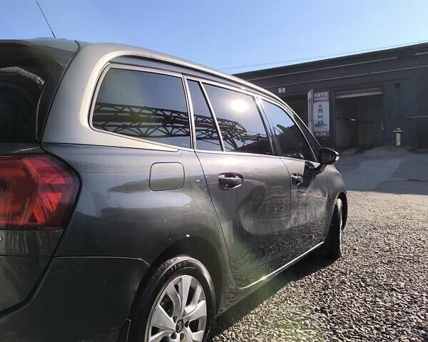 Сітроен Гранд С4 Пікассо 2015 у Вінниці на Automoto.ua Сірий Сітроен Гранд С4 Пікассо, об'ємом двигуна 1.6 л та пробігом 193 тис. км за 9300 $, фото 8 на Automoto.ua