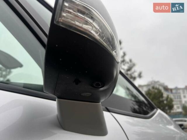 Сірий Сітроен Гранд С4 Пікассо, об'ємом двигуна 2 л та пробігом 291 тис. км за 10700 $, фото 12 на Automoto.ua