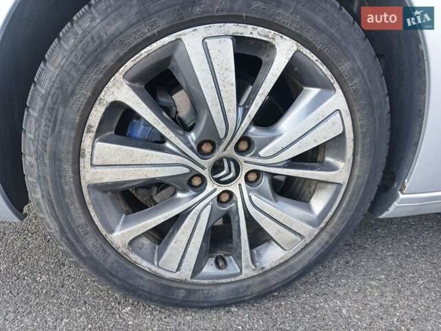 Серый Ситроен Гранд С4 Пикассо, объемом двигателя 2 л и пробегом 235 тыс. км за 13500 $, фото 3 на Automoto.ua