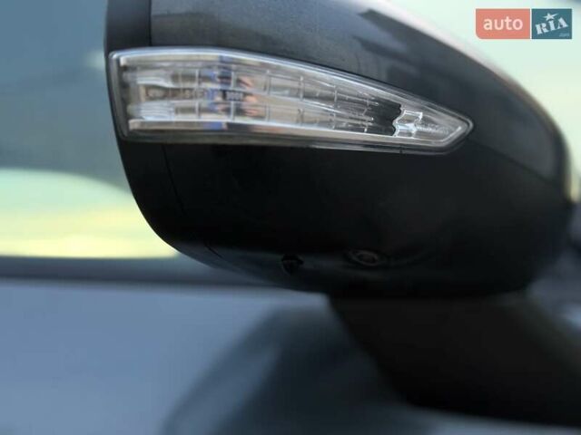 Сірий Сітроен Гранд С4 Пікассо, об'ємом двигуна 1.6 л та пробігом 95 тис. км за 14499 $, фото 7 на Automoto.ua