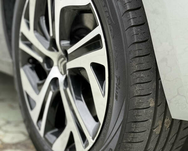 Серый Ситроен Гранд С4 Пикассо, объемом двигателя 2 л и пробегом 184 тыс. км за 13900 $, фото 12 на Automoto.ua