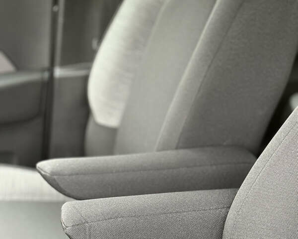 Серый Ситроен Гранд С4 Пикассо, объемом двигателя 2 л и пробегом 184 тыс. км за 13800 $, фото 28 на Automoto.ua