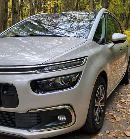 Сітроен Гранд С4 Пікассо 2016 у Вінниці на Automoto.ua Сірий Сітроен Гранд С4 Пікассо, об'ємом двигуна 2 л та пробігом 226 тис. км за 15600 $, фото 8 на Automoto.ua