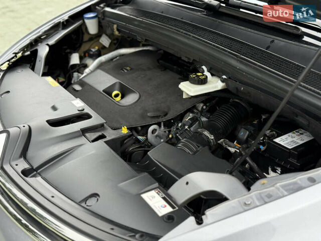 Серый Ситроен Гранд С4 Пикассо, объемом двигателя 2 л и пробегом 184 тыс. км за 13800 $, фото 49 на Automoto.ua