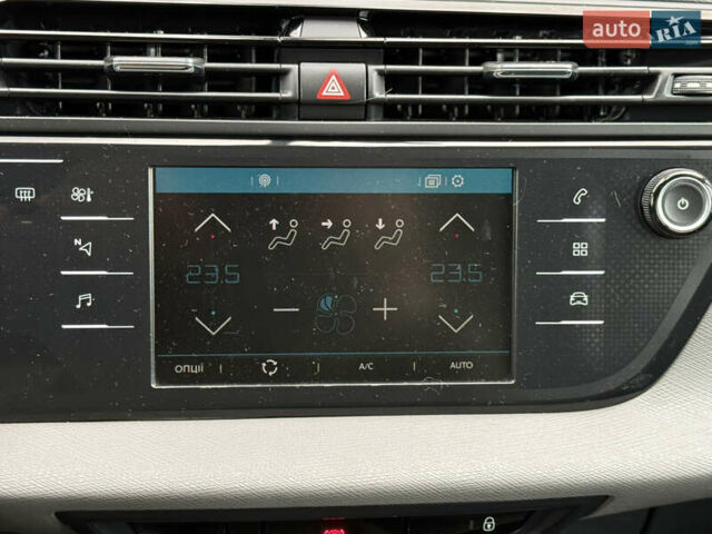 Серый Ситроен Гранд С4 Пикассо, объемом двигателя 2 л и пробегом 184 тыс. км за 13800 $, фото 26 на Automoto.ua