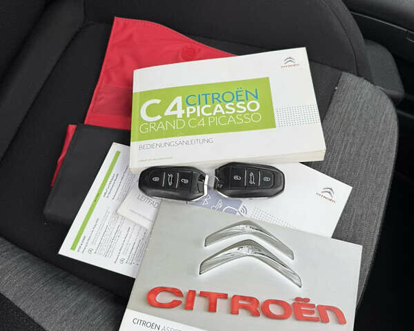 Серый Ситроен Гранд С4 Пикассо, объемом двигателя 2 л и пробегом 184 тыс. км за 13800 $, фото 55 на Automoto.ua