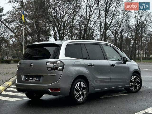 Серый Ситроен Гранд С4 Пикассо, объемом двигателя 1.6 л и пробегом 199 тыс. км за 15499 $, фото 2 на Automoto.ua