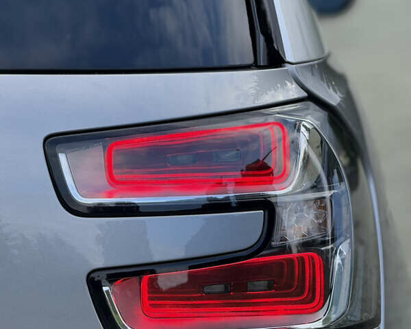 Серый Ситроен Гранд С4 Пикассо, объемом двигателя 1.6 л и пробегом 198 тыс. км за 13900 $, фото 13 на Automoto.ua