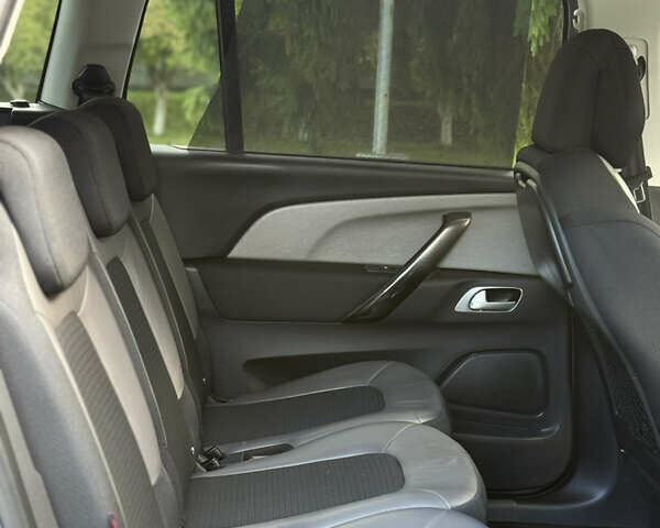 Серый Ситроен Гранд С4 Пикассо, объемом двигателя 1.6 л и пробегом 198 тыс. км за 13900 $, фото 48 на Automoto.ua