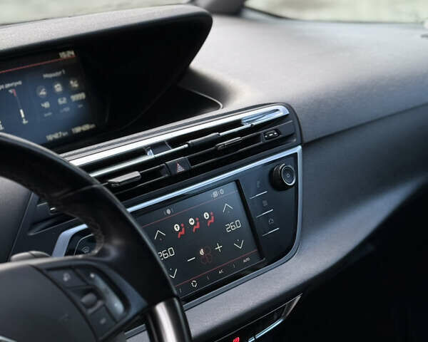 Серый Ситроен Гранд С4 Пикассо, объемом двигателя 1.6 л и пробегом 198 тыс. км за 13900 $, фото 29 на Automoto.ua