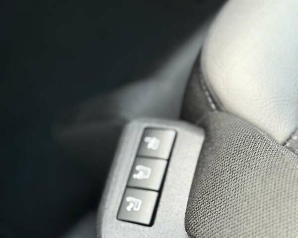 Серый Ситроен Гранд С4 Пикассо, объемом двигателя 1.6 л и пробегом 198 тыс. км за 13900 $, фото 35 на Automoto.ua