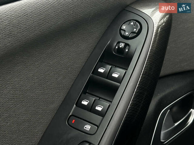 Серый Ситроен Гранд С4 Пикассо, объемом двигателя 1.6 л и пробегом 199 тыс. км за 15499 $, фото 8 на Automoto.ua