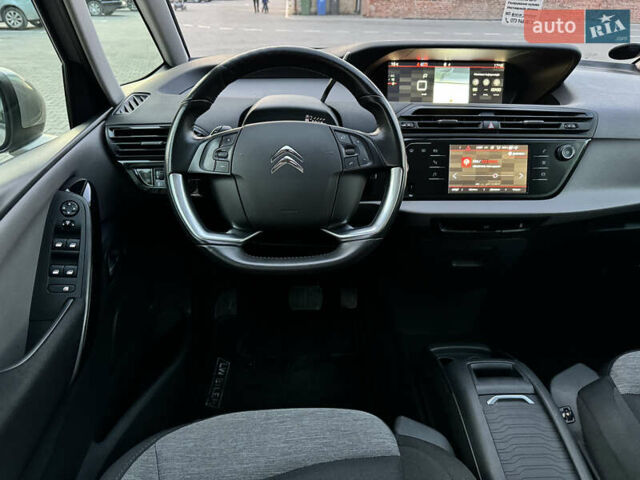 Ситроен Гранд С4 Пикассо 2018 в Бережанах на Automoto.ua Серый Ситроен Гранд С4 Пикассо, объемом двигателя 2 л и пробегом 196 тыс. км за 16400 $, фото 31 на Automoto.ua