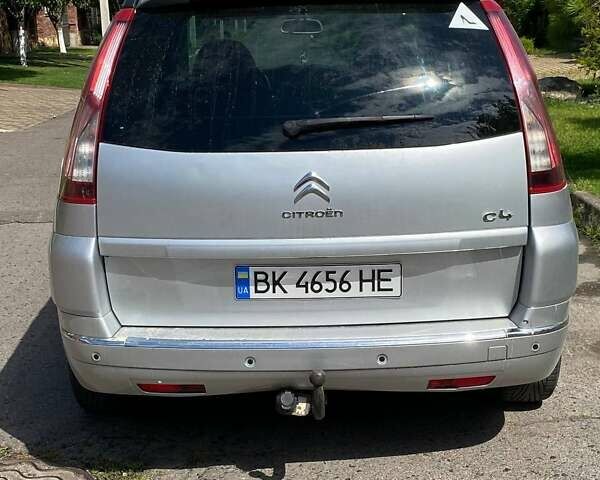 Серый Ситроен Гранд С4 Пикассо, объемом двигателя 1.6 л и пробегом 237 тыс. км за 7500 $, фото 7 на Automoto.ua