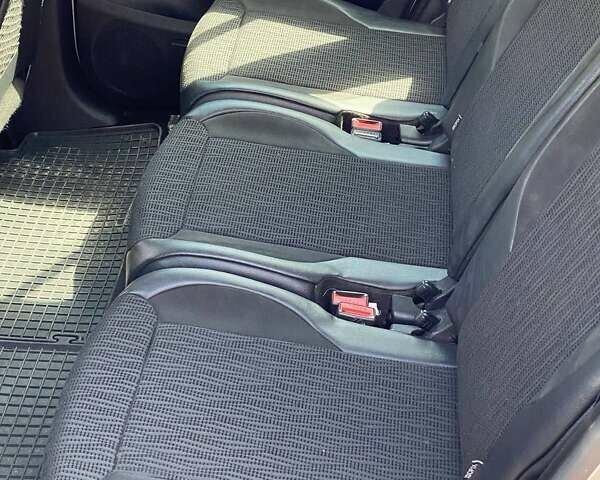 Серый Ситроен Гранд С4 Пикассо, объемом двигателя 1.6 л и пробегом 237 тыс. км за 7500 $, фото 9 на Automoto.ua