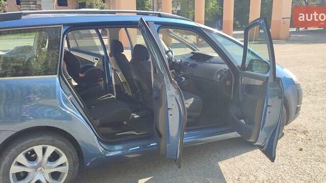 Синий Ситроен Гранд С4 Пикассо, объемом двигателя 1.56 л и пробегом 283 тыс. км за 6700 $, фото 24 на Automoto.ua