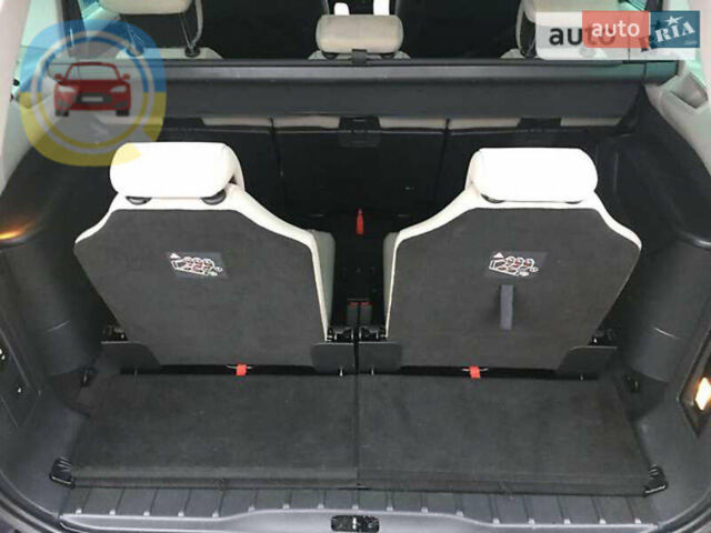 Синий Ситроен Гранд С4 Пикассо, объемом двигателя 2 л и пробегом 280 тыс. км за 7600 $, фото 13 на Automoto.ua