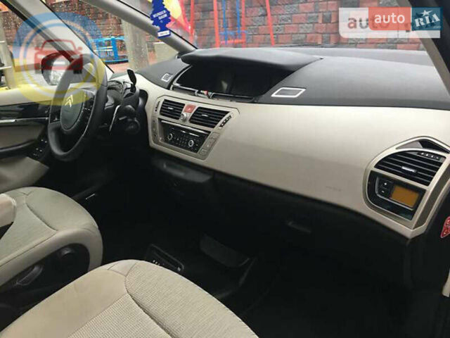 Синий Ситроен Гранд С4 Пикассо, объемом двигателя 2 л и пробегом 280 тыс. км за 7600 $, фото 10 на Automoto.ua