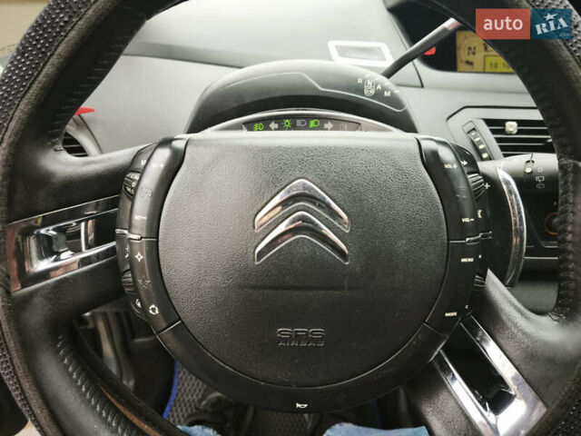 Синій Сітроен Гранд С4 Пікассо, об'ємом двигуна 1.56 л та пробігом 260 тис. км за 7000 $, фото 23 на Automoto.ua