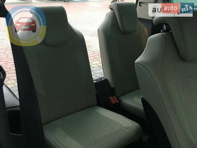 Синий Ситроен Гранд С4 Пикассо, объемом двигателя 2 л и пробегом 280 тыс. км за 7600 $, фото 22 на Automoto.ua