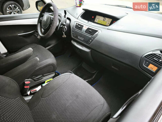 Синій Сітроен Гранд С4 Пікассо, об'ємом двигуна 1.56 л та пробігом 260 тис. км за 7000 $, фото 29 на Automoto.ua