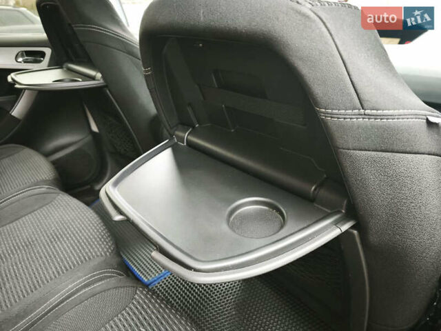 Синій Сітроен Гранд С4 Пікассо, об'ємом двигуна 1.56 л та пробігом 260 тис. км за 7000 $, фото 30 на Automoto.ua