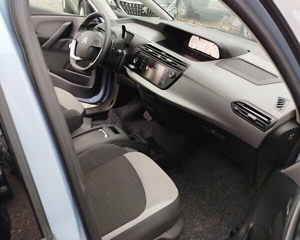 Синий Ситроен Гранд С4 Пикассо, объемом двигателя 1.6 л и пробегом 241 тыс. км за 8999 $, фото 1 на Automoto.ua