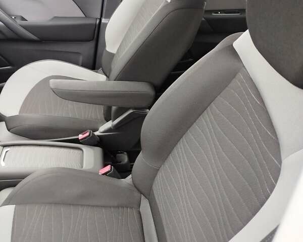 Синий Ситроен Гранд С4 Пикассо, объемом двигателя 1.6 л и пробегом 241 тыс. км за 8999 $, фото 3 на Automoto.ua