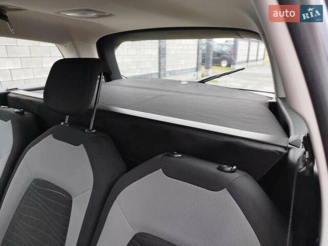 Синий Ситроен Гранд С4 Пикассо, объемом двигателя 1.6 л и пробегом 241 тыс. км за 8999 $, фото 22 на Automoto.ua