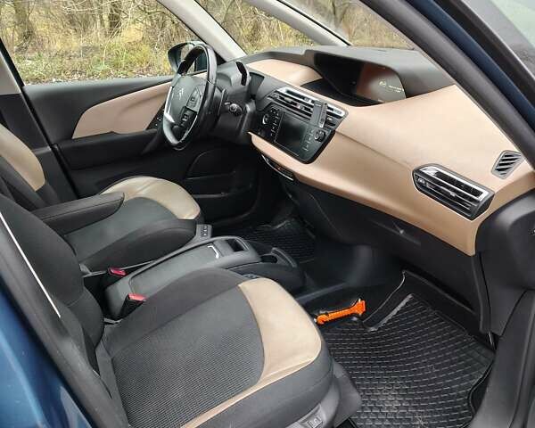 Синій Сітроен Гранд С4 Пікассо, об'ємом двигуна 1.56 л та пробігом 359 тис. км за 9100 $, фото 7 на Automoto.ua