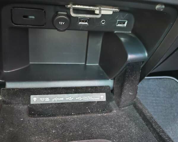 Синій Сітроен Гранд С4 Пікассо, об'ємом двигуна 0 л та пробігом 195 тис. км за 12300 $, фото 19 на Automoto.ua