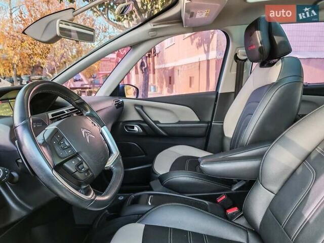 Синій Сітроен Гранд С4 Пікассо, об'ємом двигуна 0 л та пробігом 195 тис. км за 12300 $, фото 31 на Automoto.ua