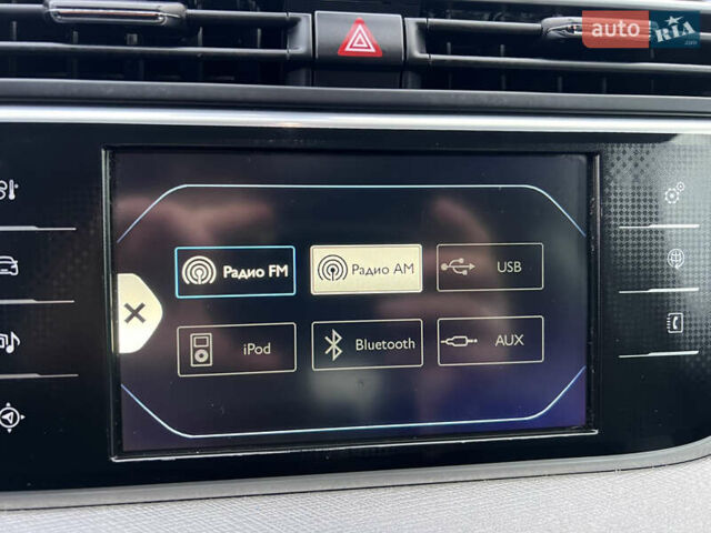 Синий Ситроен Гранд С4 Пикассо, объемом двигателя 2 л и пробегом 226 тыс. км за 13400 $, фото 77 на Automoto.ua